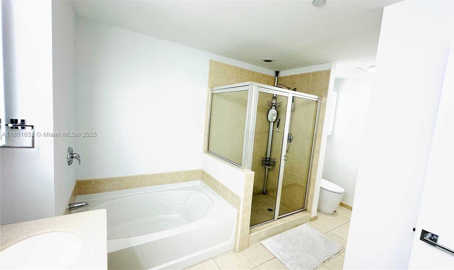 Small Image of 3340 NORTH EAST 190TH ST #403, Aventura Number 30