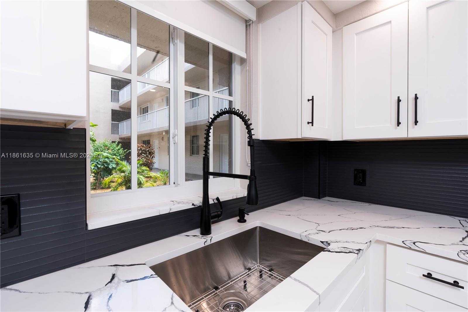Small Image of 6135 NORTH WEST 186TH ST #110, Hialeah Number 9