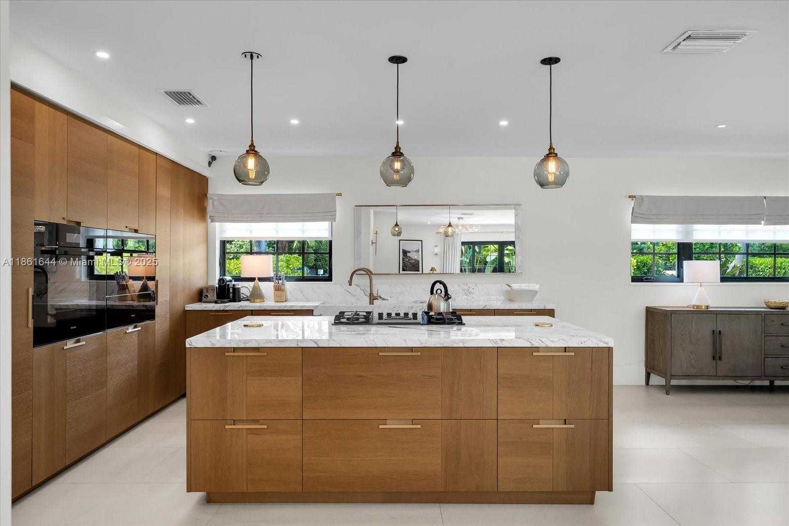 Small Image of 287 PALM AVE, Miami Beach Number 9