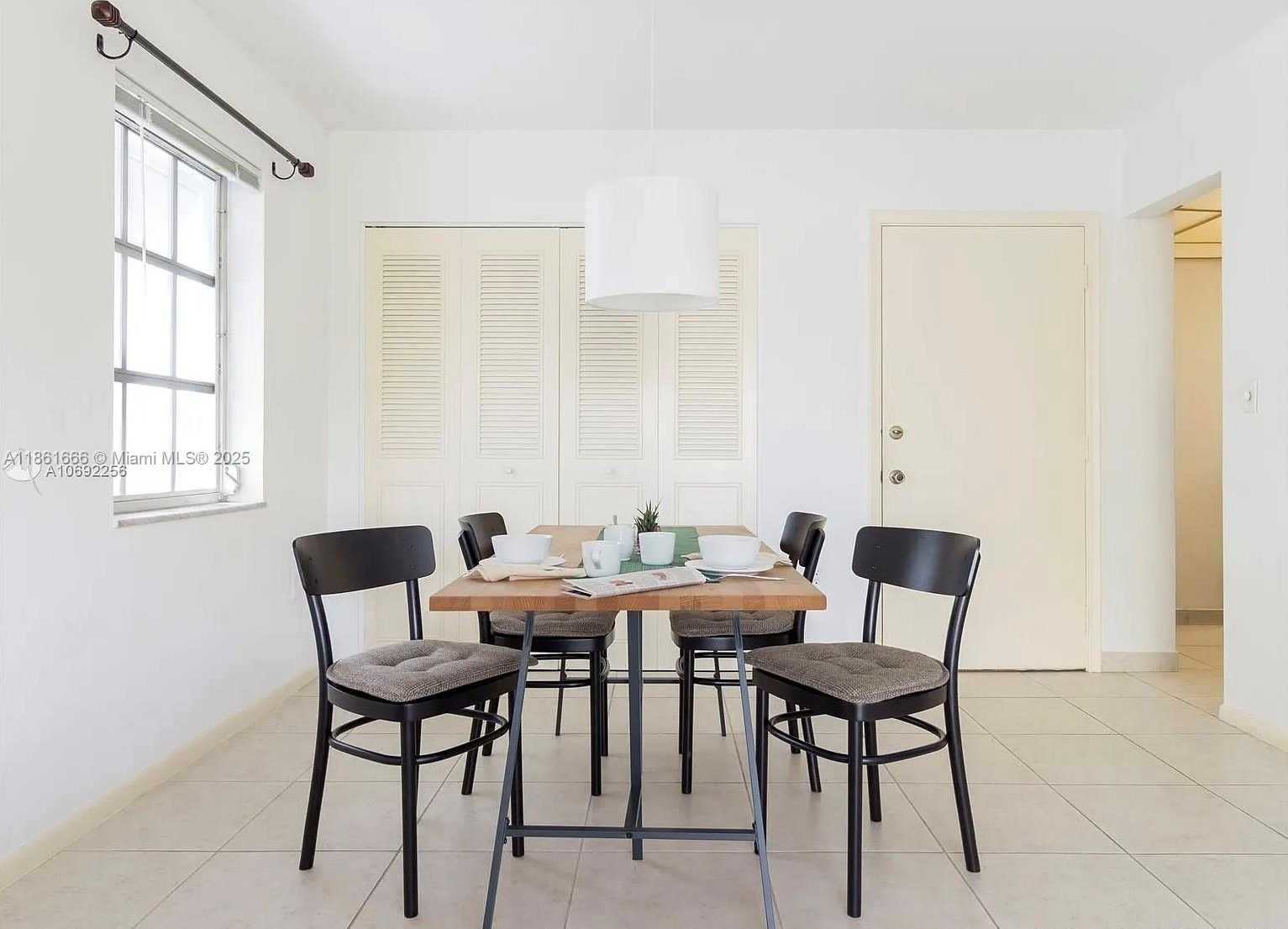 Small Image of 1150 MADRUGA AVE, Coral Gables Number 7