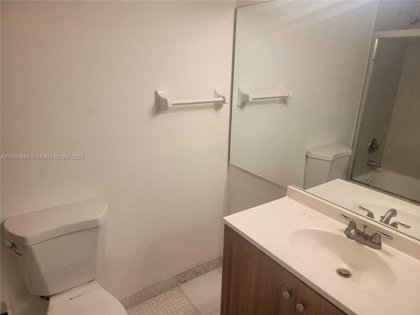 Small Image of 3800 SOUTH OCEAN DR #309, Hollywood Number 10