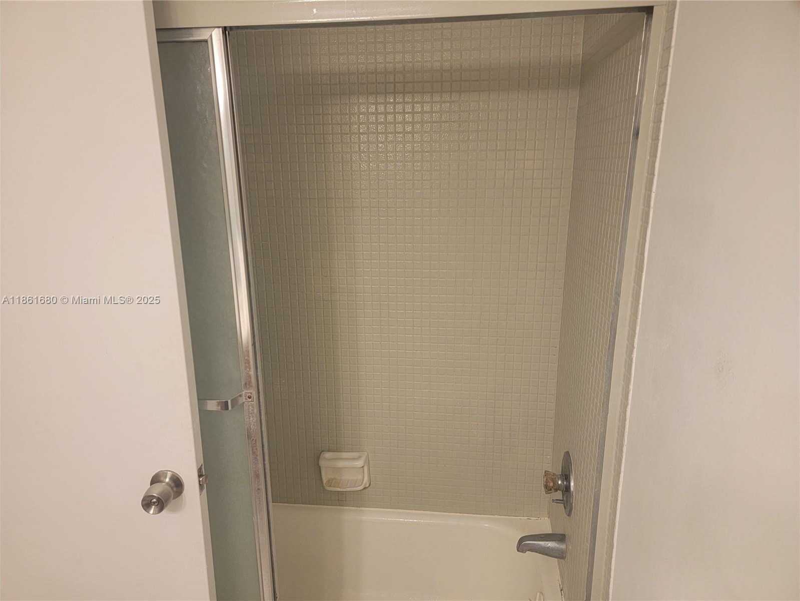 Small Image of 3800 SOUTH OCEAN DR #309, Hollywood Number 11