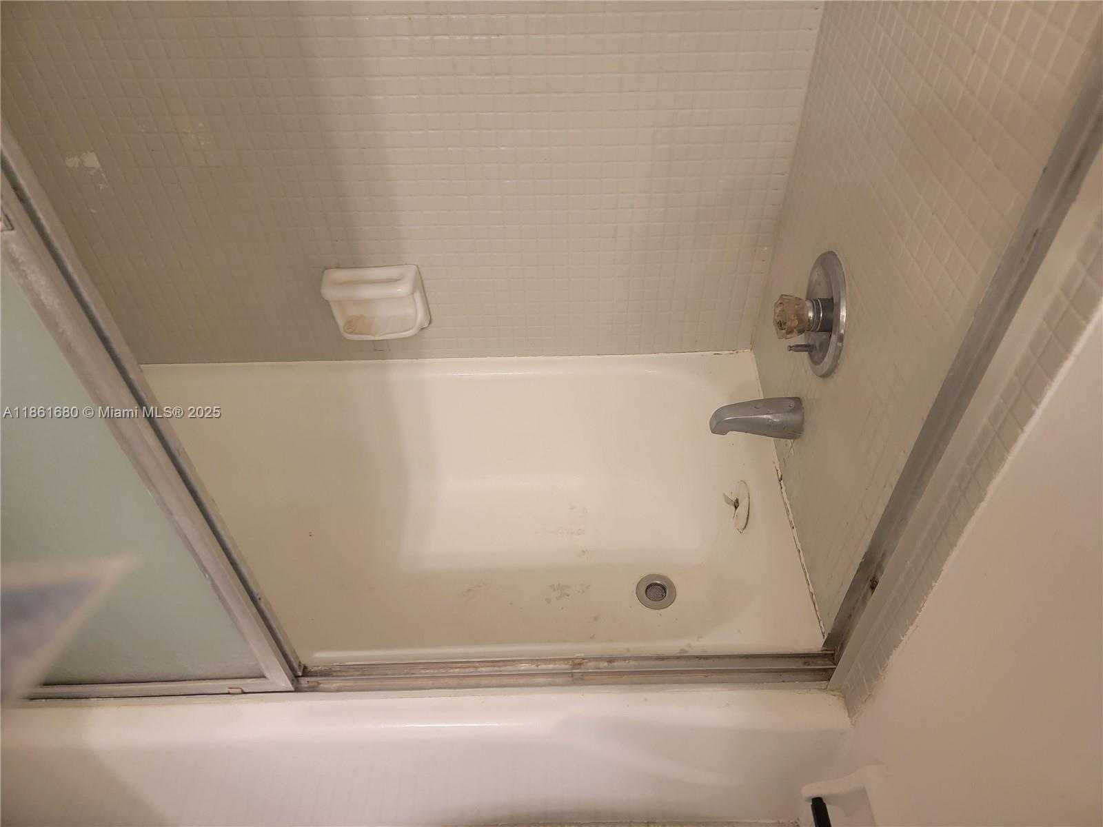 Small Image of 3800 SOUTH OCEAN DR #309, Hollywood Number 12