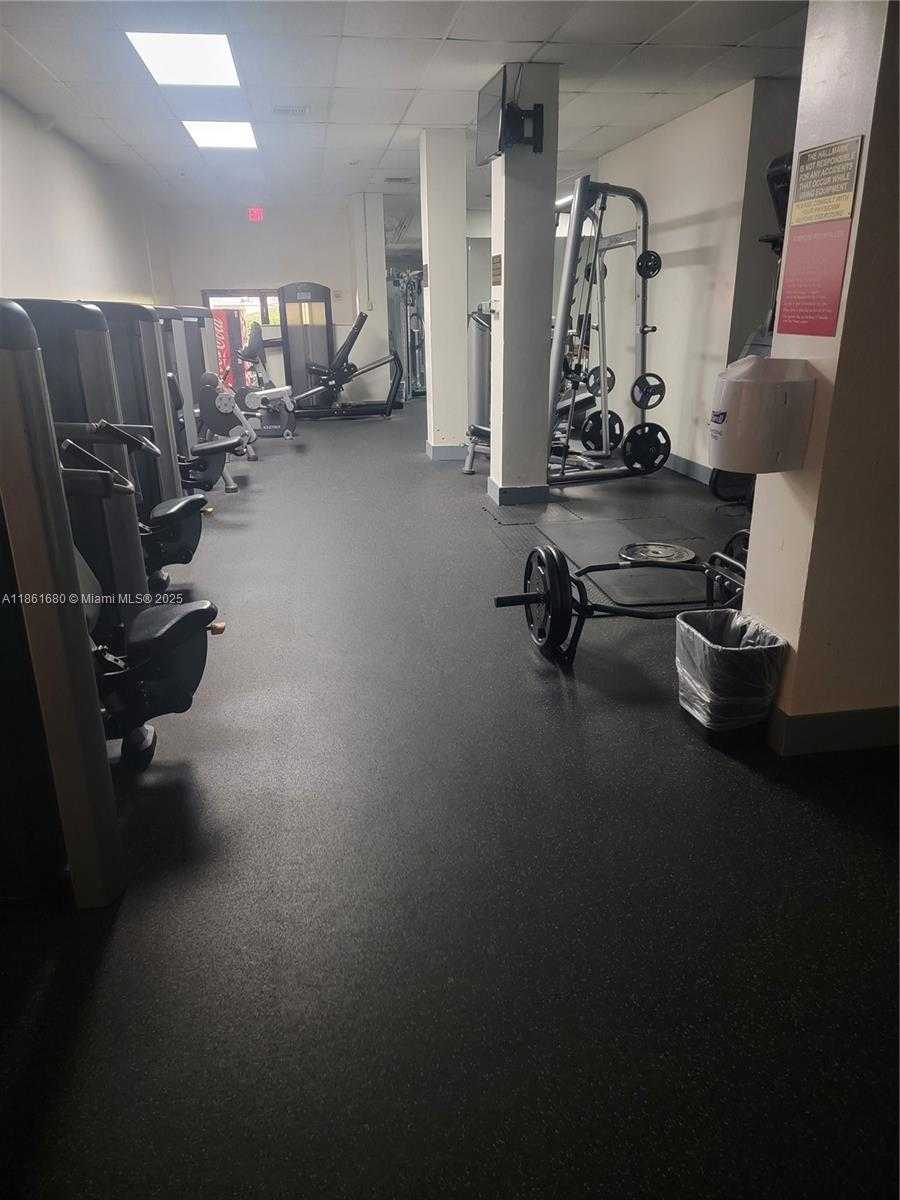 Small Image of 3800 SOUTH OCEAN DR #309, Hollywood Number 18