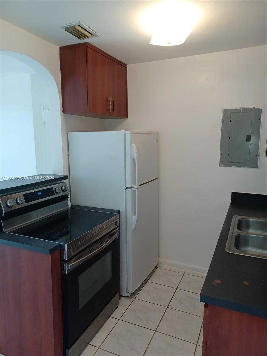 Small Image of 951 NORTH WEST 34TH TERRACE, Lauderhill Number 10