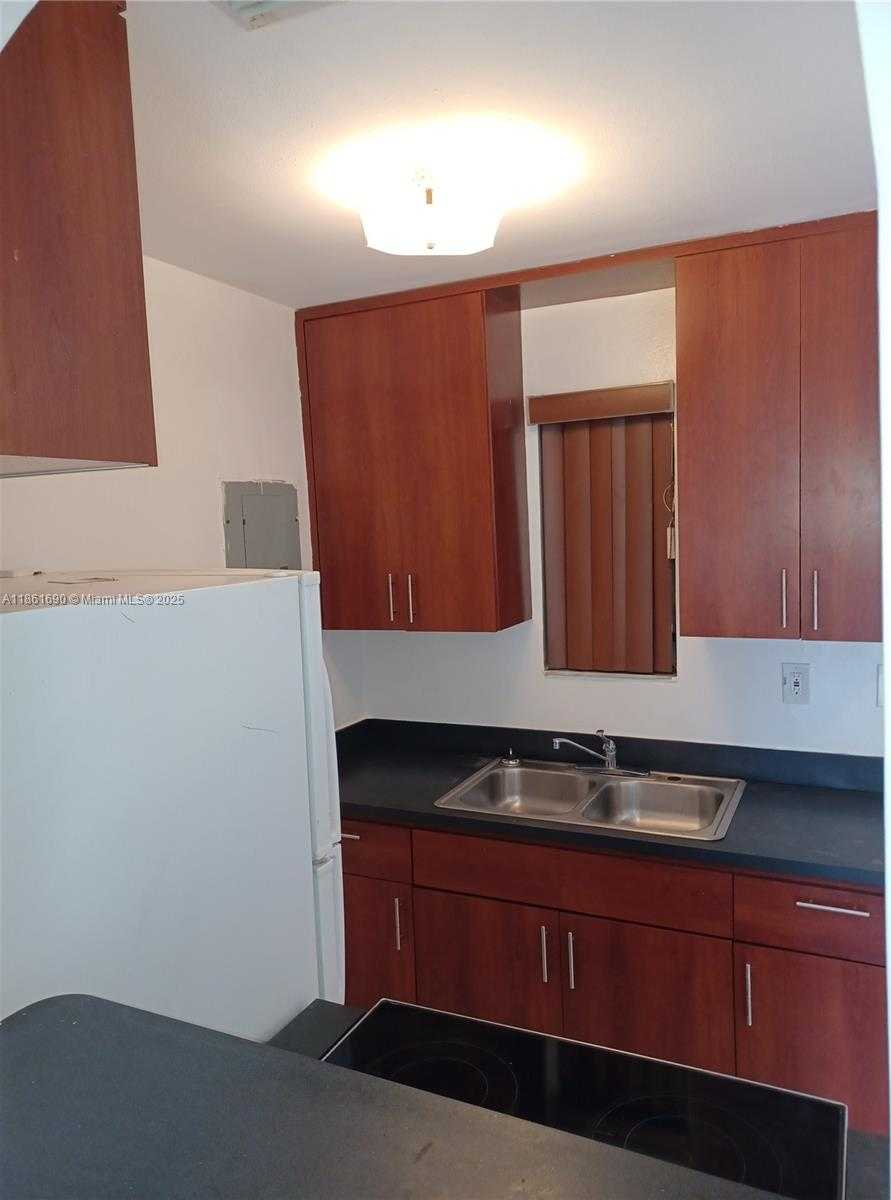 Small Image of 951 NORTH WEST 34TH TERRACE, Lauderhill Number 11