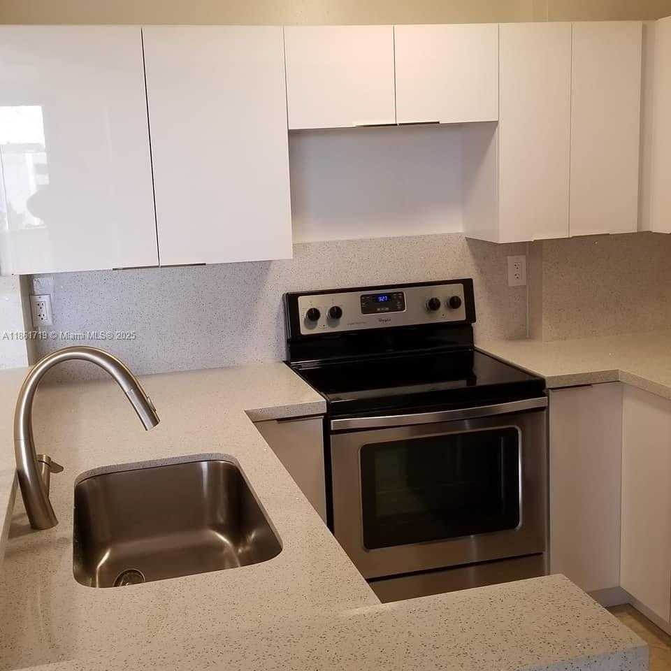Small Image of 8075 NORTH WEST 7TH ST #509, Miami Number 4