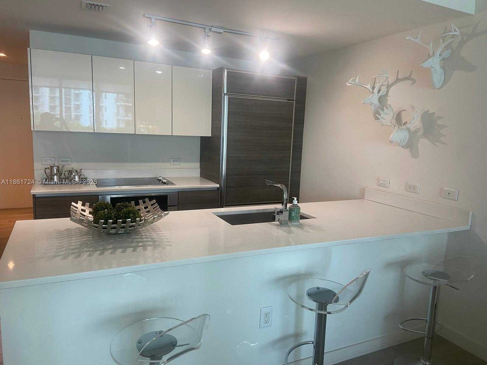 Small Image of 1100 SOUTH MIAMI AVE #1411, Miami Number 6