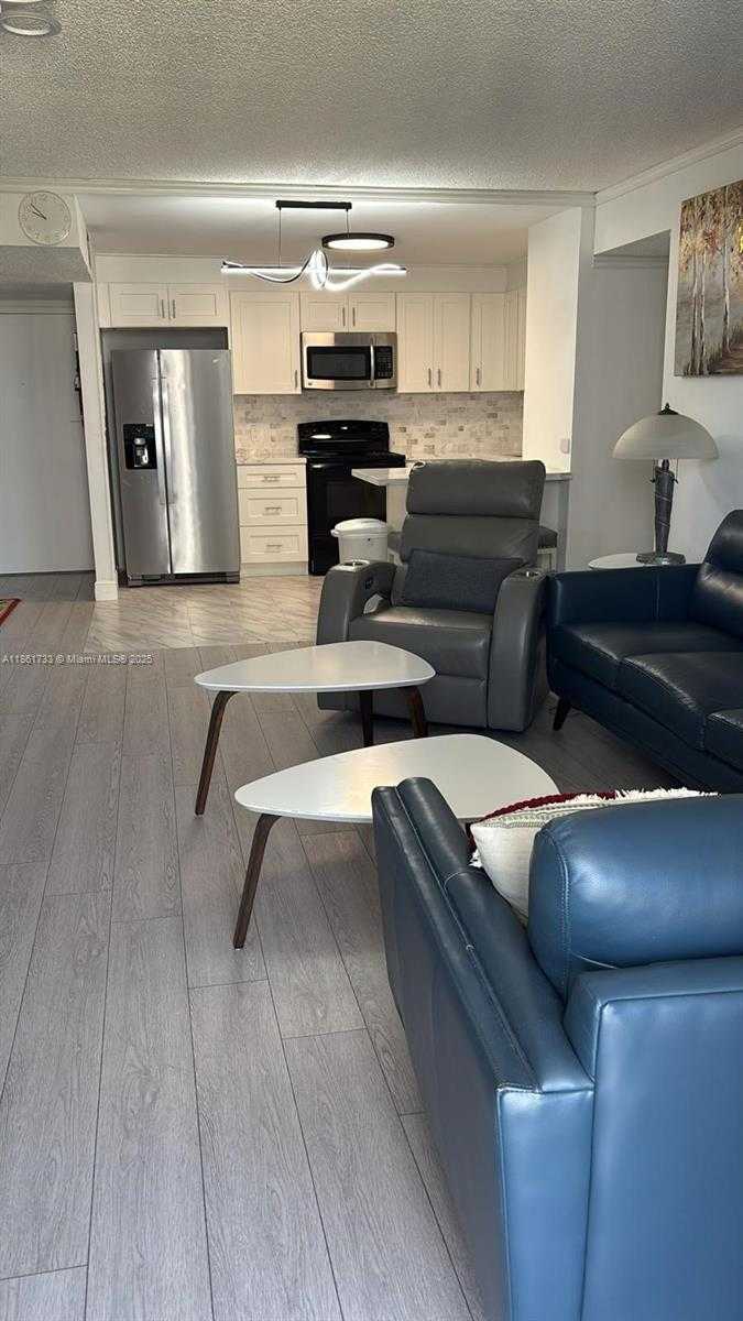 Small Image of 2801 NORTH EAST 183RD ST #804W, Aventura Number 2