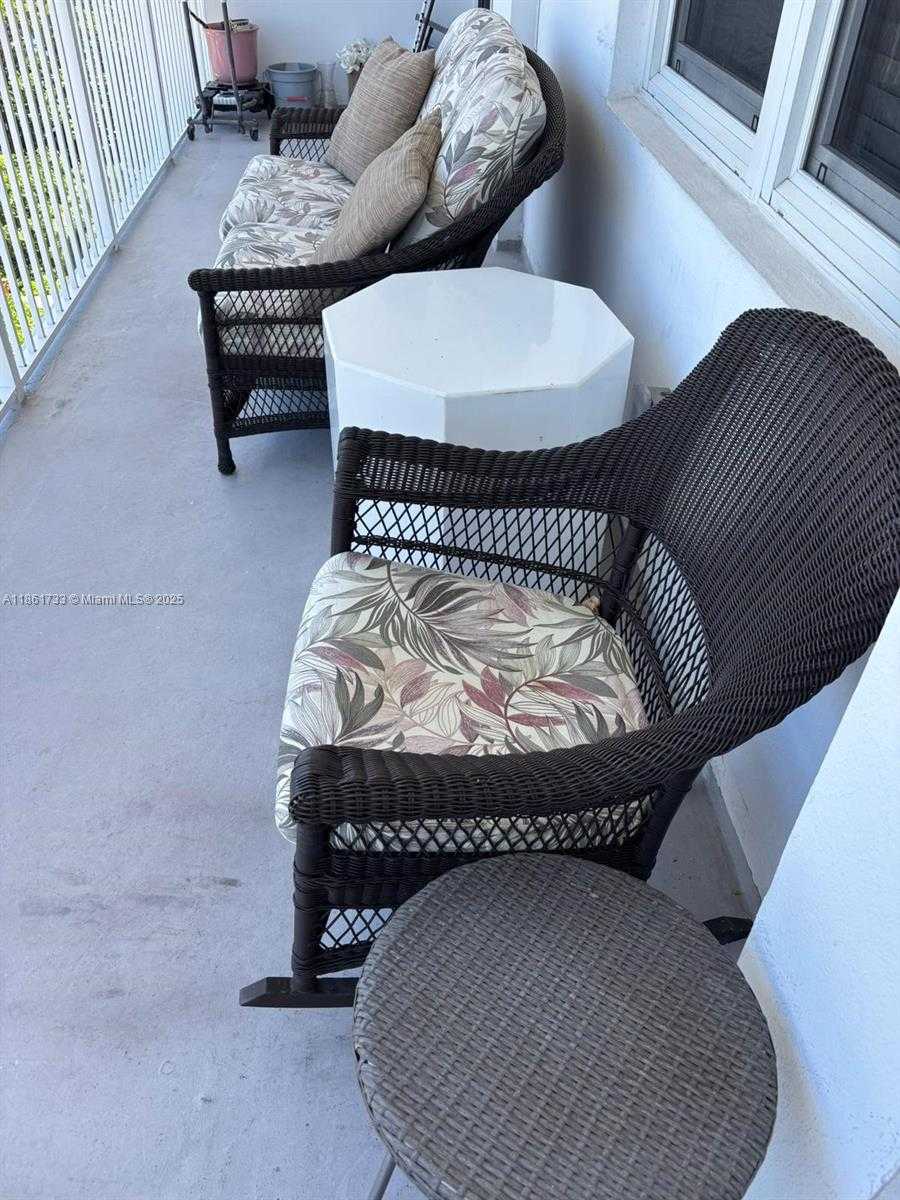 Small Image of 2801 NORTH EAST 183RD ST #804W, Aventura Number 9