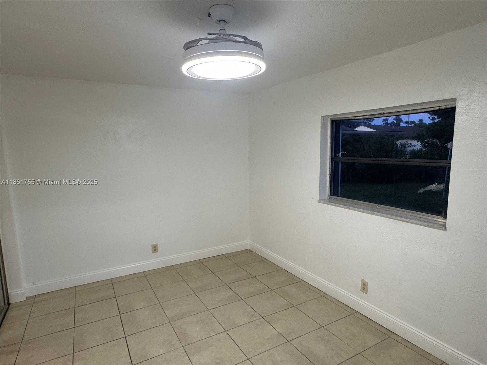 Small Image of 7205 NW 76TH PL #7205, Tamarac Number 21