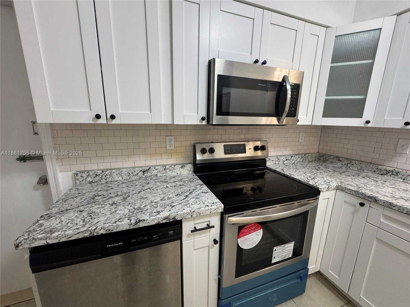 Small Image of 7205 NW 76TH PL #7205, Tamarac Number 9