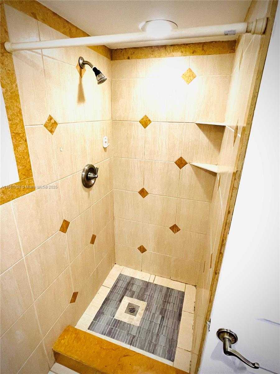 Small Image of 4705 NORTH WEST 7TH ST #305-7, Miami Number 10