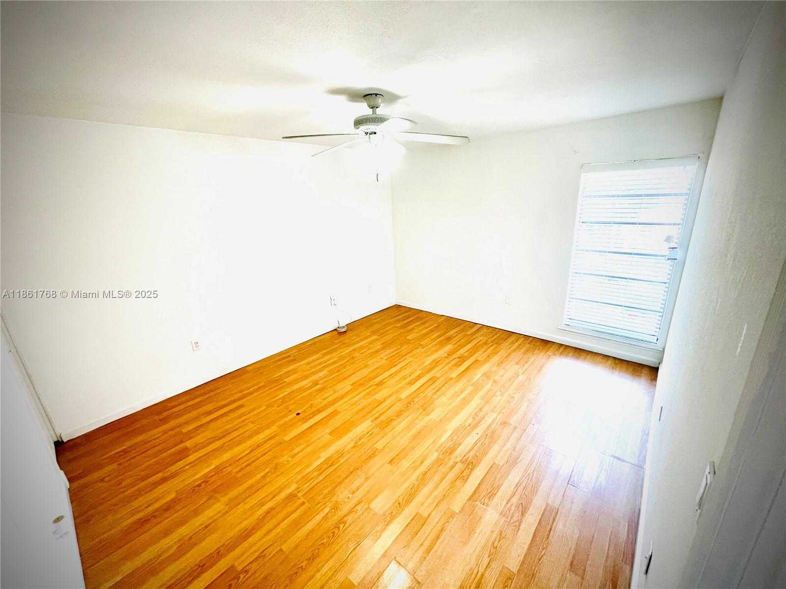 Small Image of 4705 NORTH WEST 7TH ST #305-7, Miami Number 11