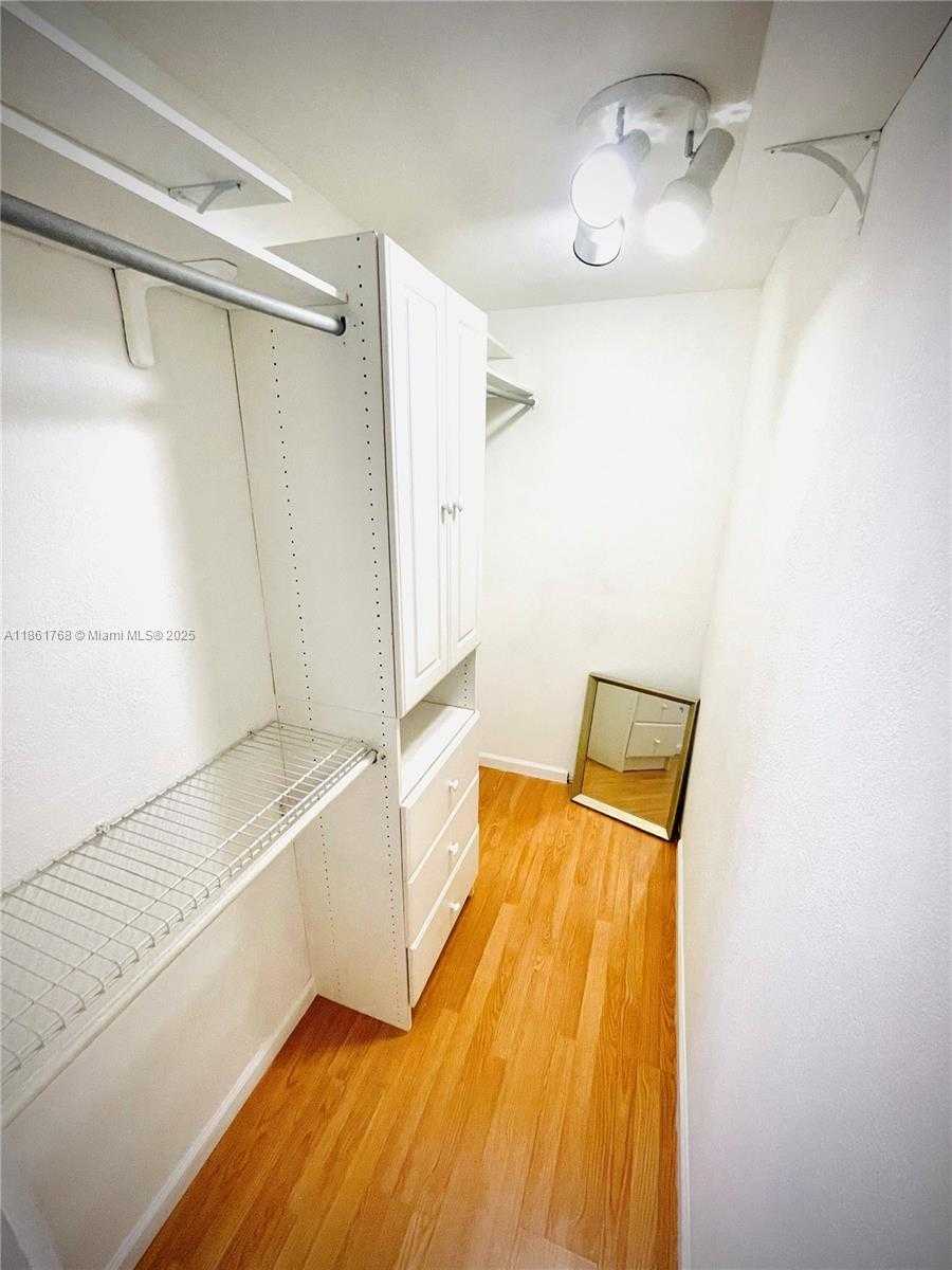 Small Image of 4705 NORTH WEST 7TH ST #305-7, Miami Number 13