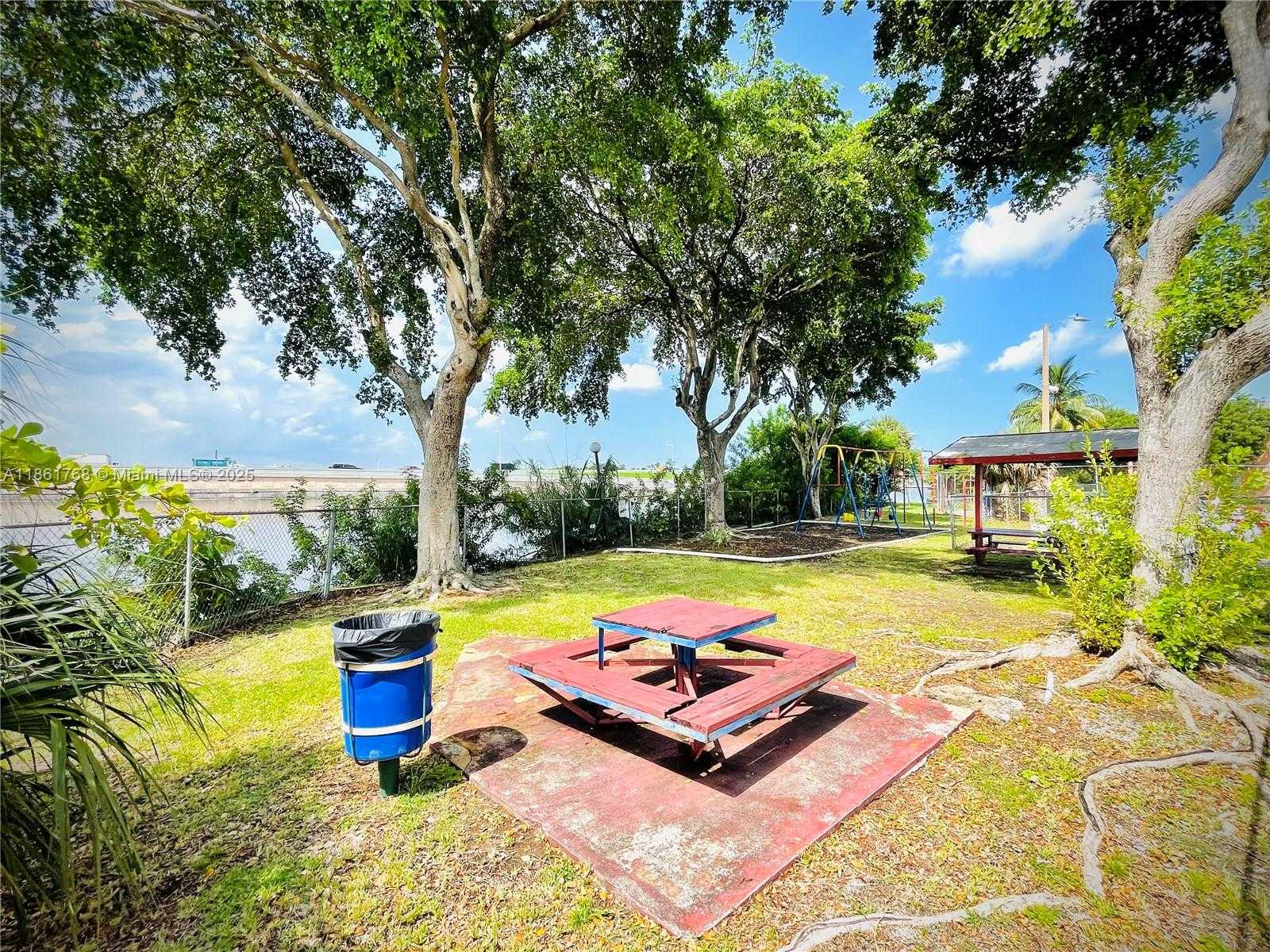 Small Image of 4705 NORTH WEST 7TH ST #305-7, Miami Number 18
