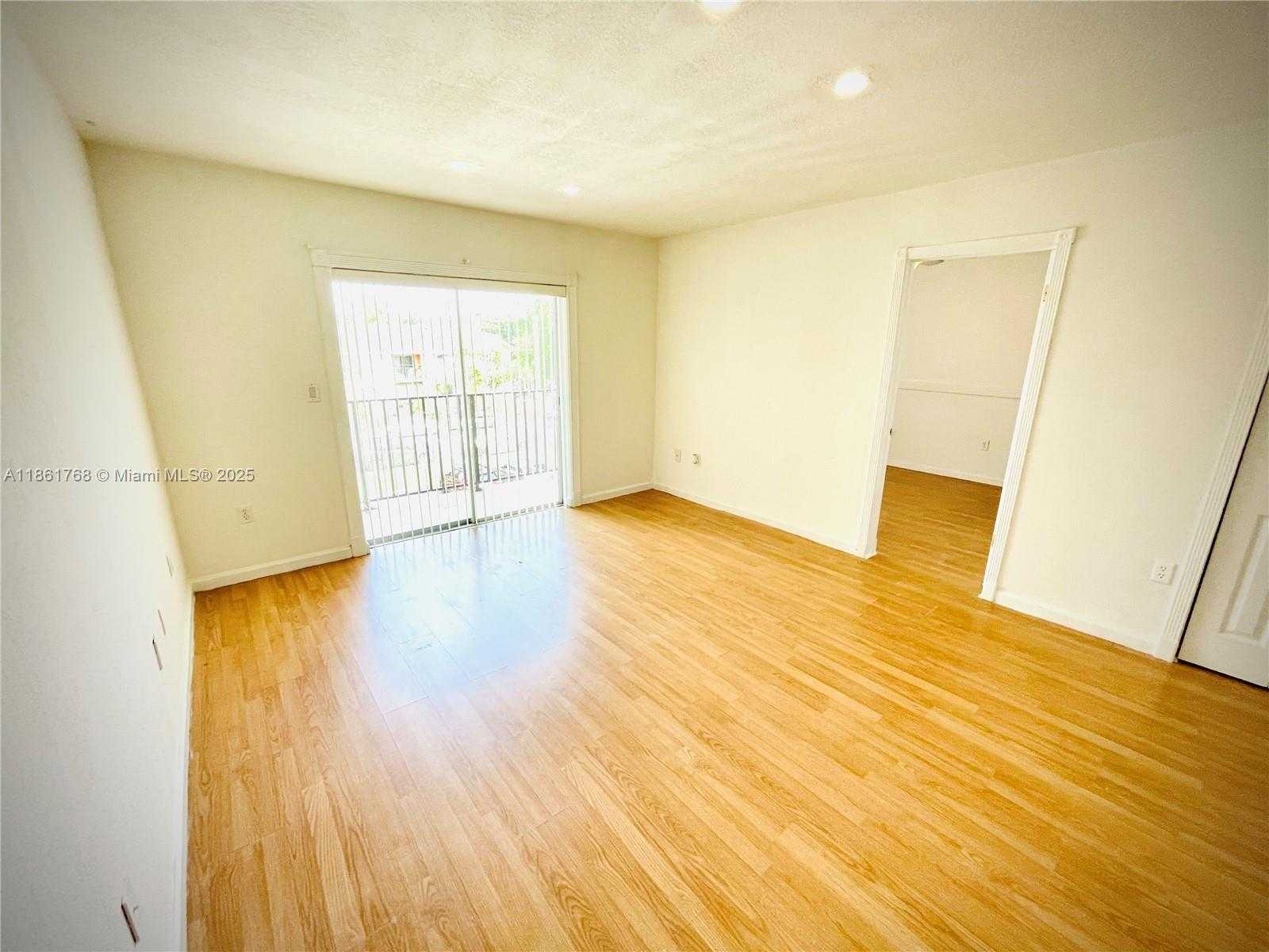 Small Image of 4705 NORTH WEST 7TH ST #305-7, Miami Number 6