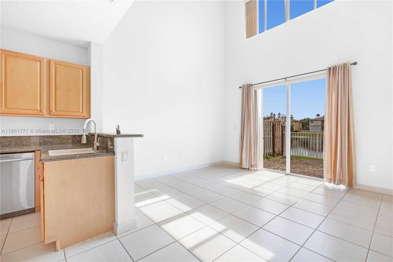 Small Image of 11552 NORTH WEST 69TH TER, Doral Number 3