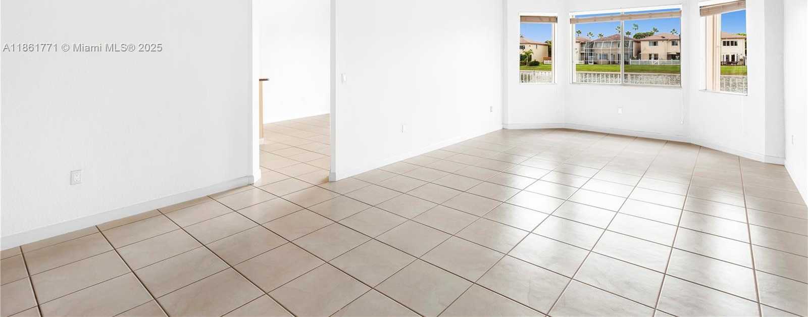 Small Image of 11552 NORTH WEST 69TH TER, Doral Number 7