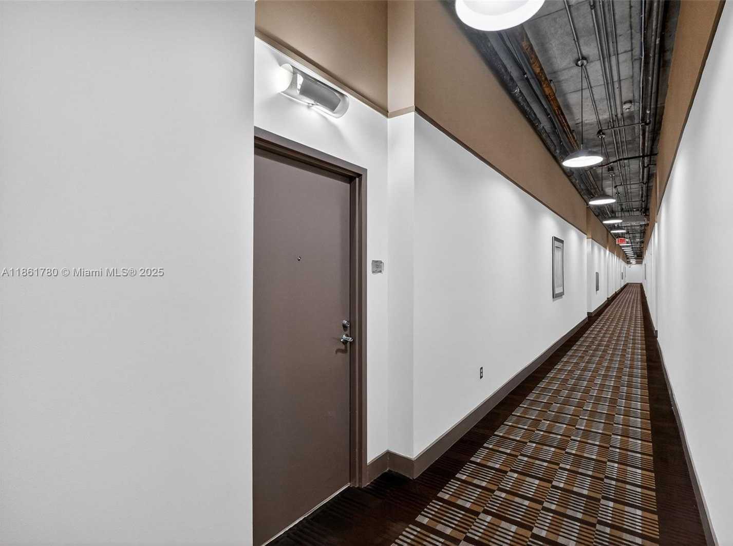 Small Image of 2001 BISCAYNE BLVD #2111, Miami Number 21
