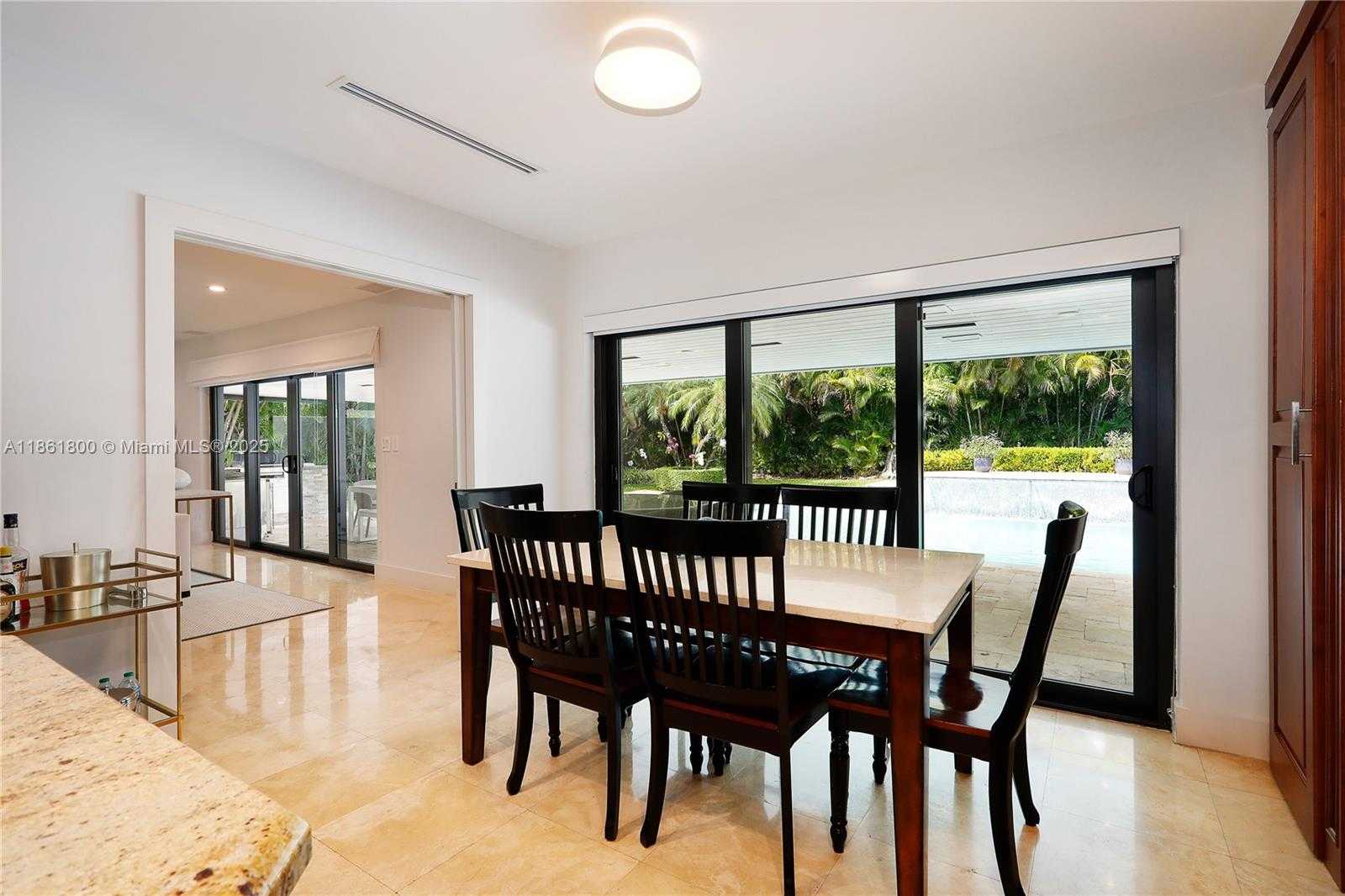 Small Image of 7322 VISTALMAR ST, Coral Gables Number 17