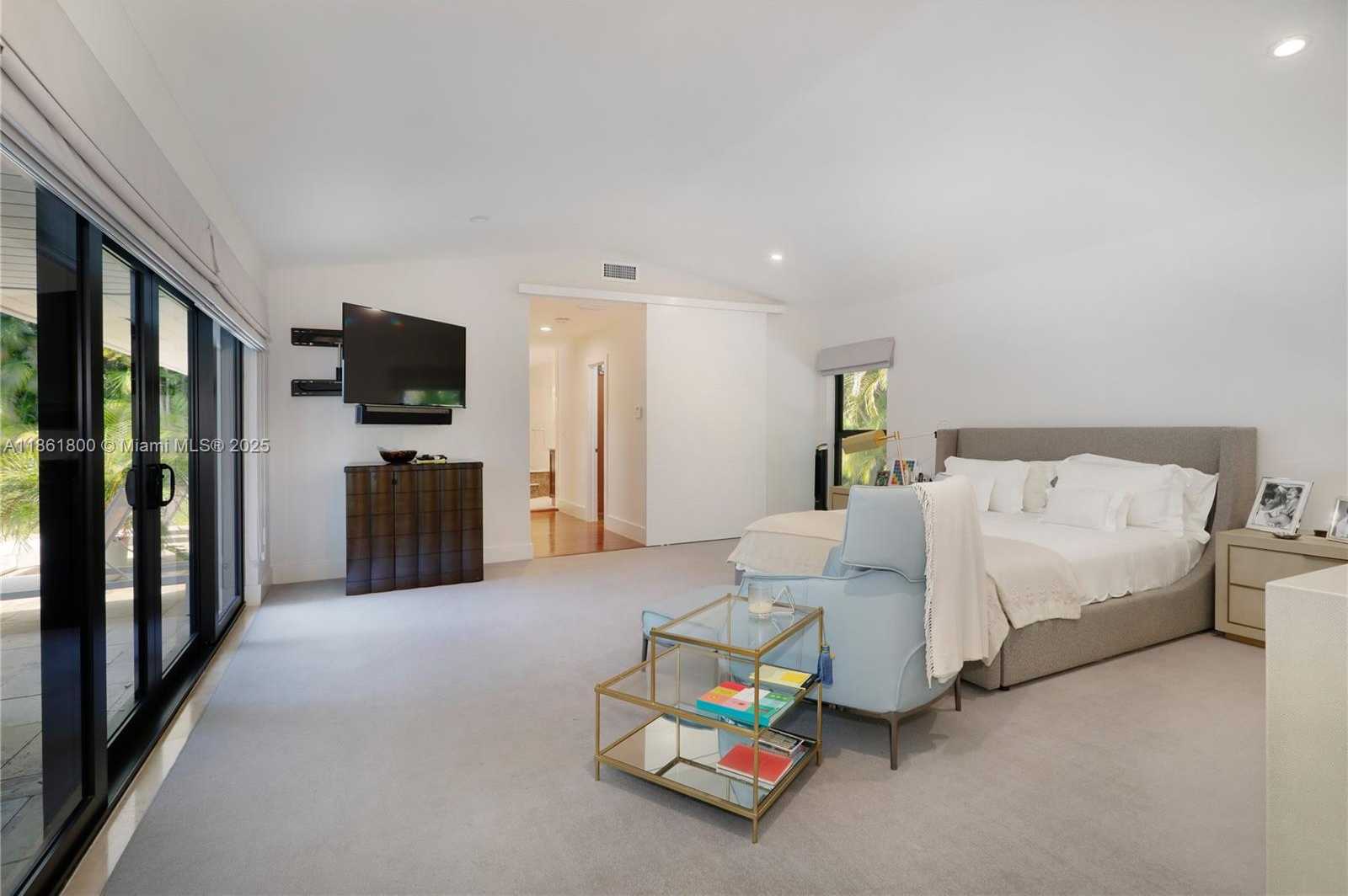 Small Image of 7322 VISTALMAR ST, Coral Gables Number 18