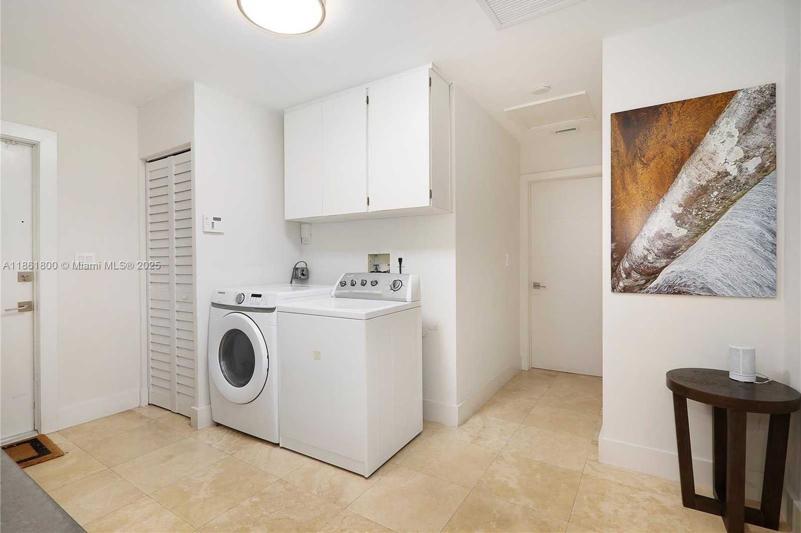 Small Image of 7322 VISTALMAR ST, Coral Gables Number 29
