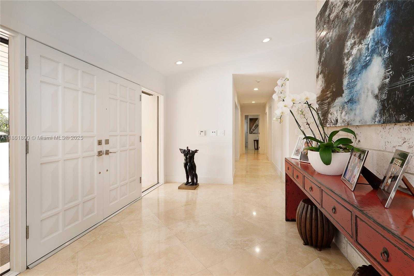 Small Image of 7322 VISTALMAR ST, Coral Gables Number 5