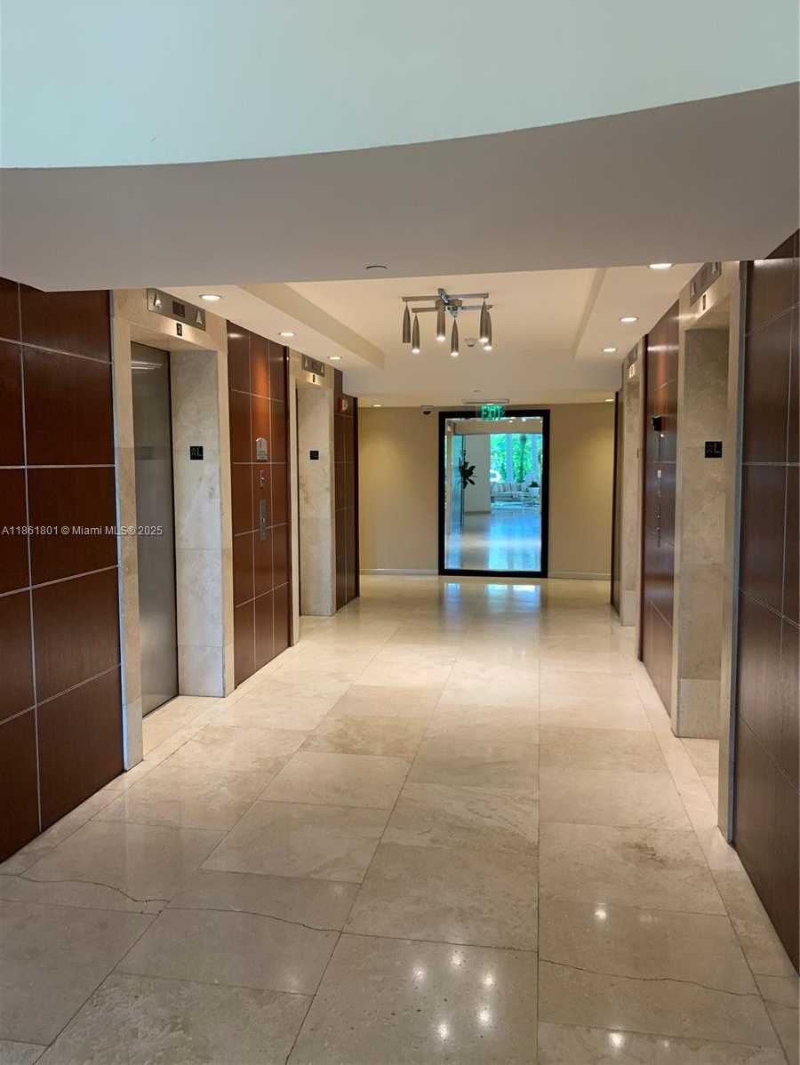 Small Image of 2475 BRICKELL AVE #2504, Miami Number 18