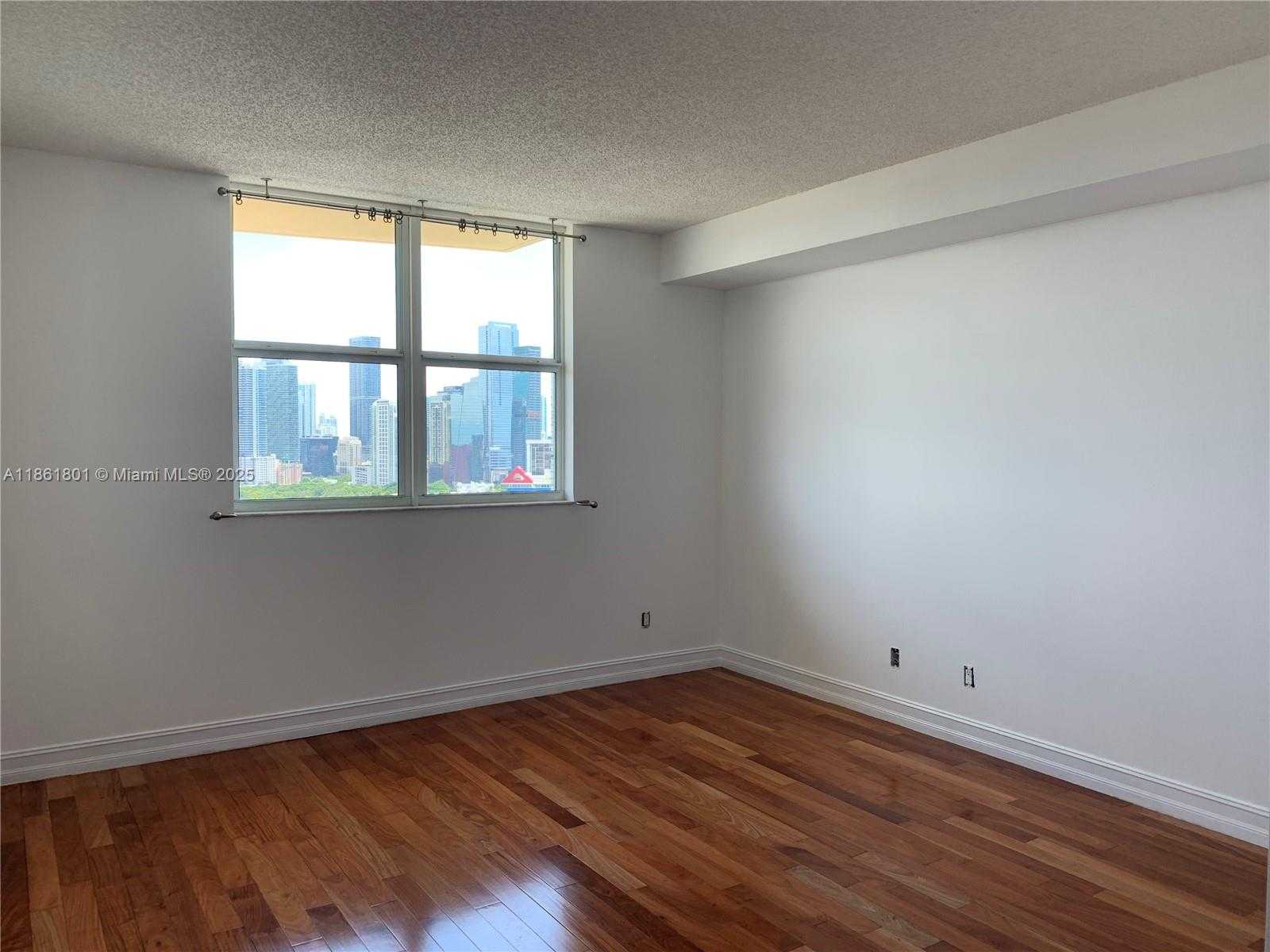 Small Image of 2475 BRICKELL AVE #2504, Miami Number 19