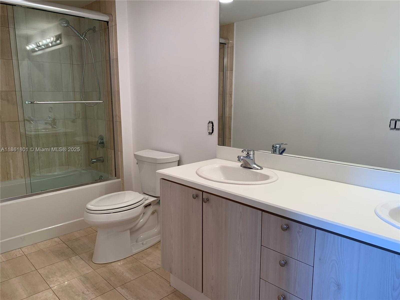 Small Image of 2475 BRICKELL AVE #2504, Miami Number 20