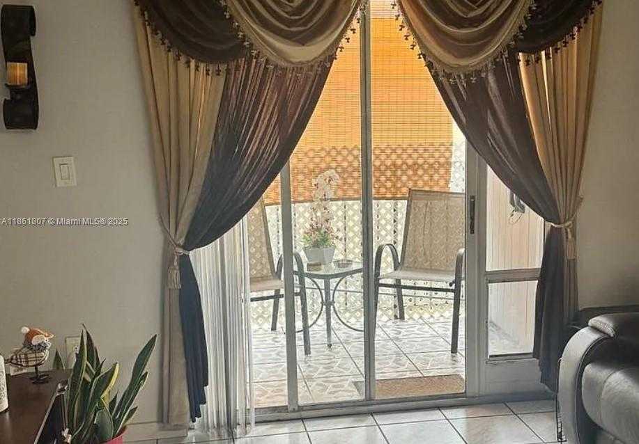 Small Image of Hialeah Gardens Number 7