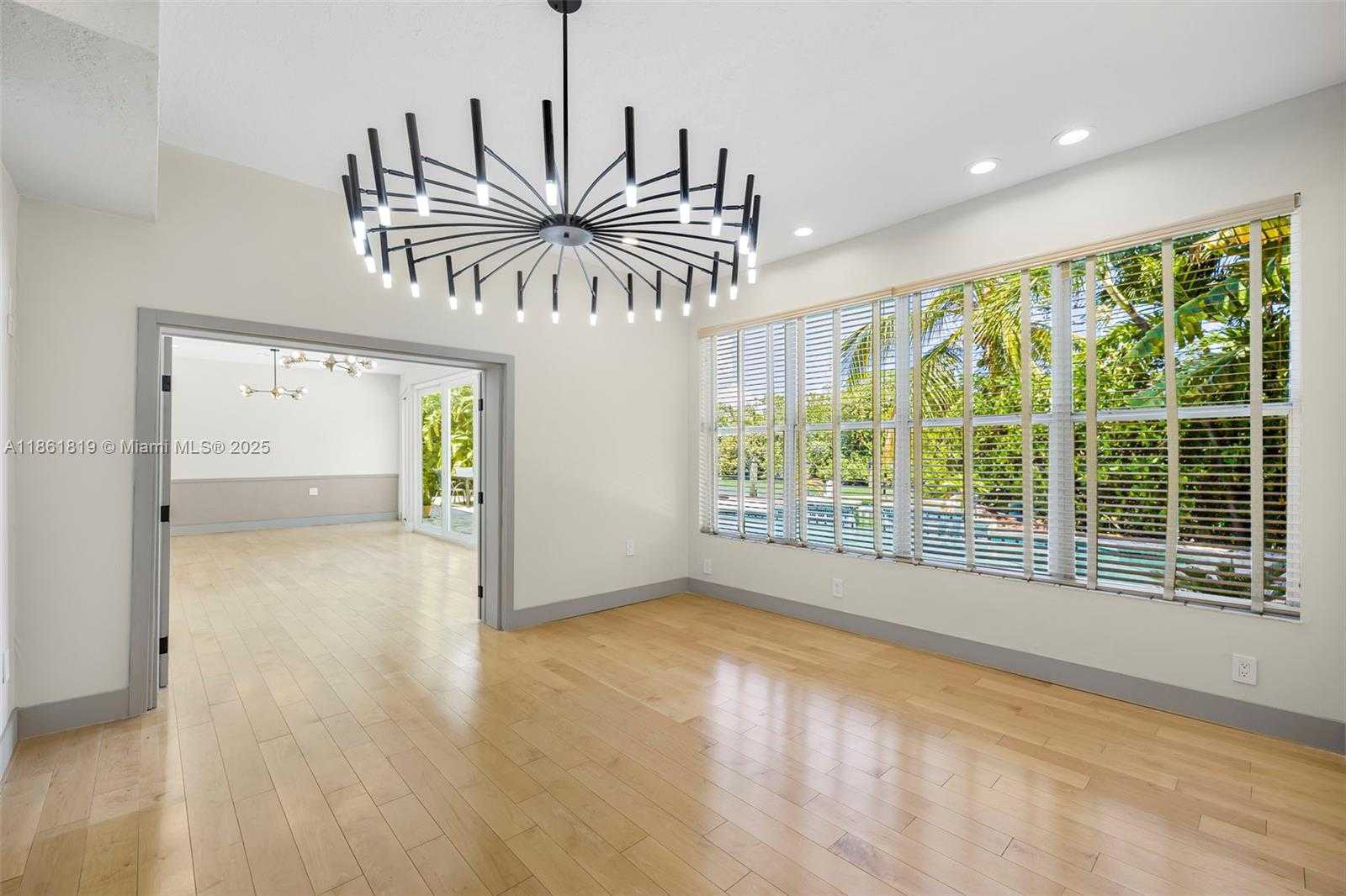 Small Image of 3180 NORTH BAY RD, Miami Beach Number 18