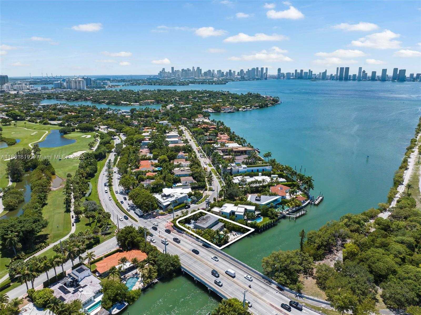 Small Image of 3180 NORTH BAY RD, Miami Beach Number 50