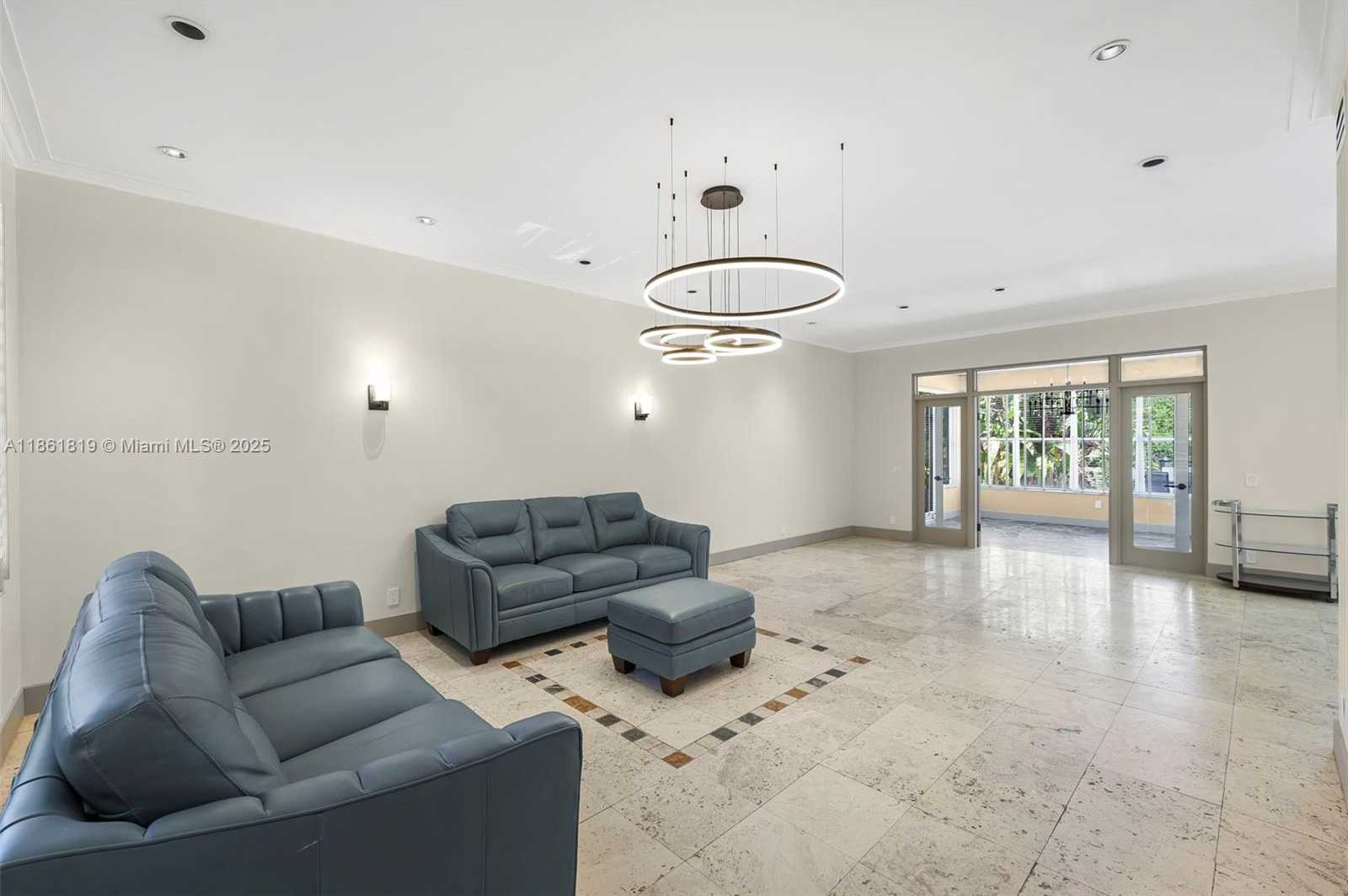 Small Image of 3180 NORTH BAY RD, Miami Beach Number 6