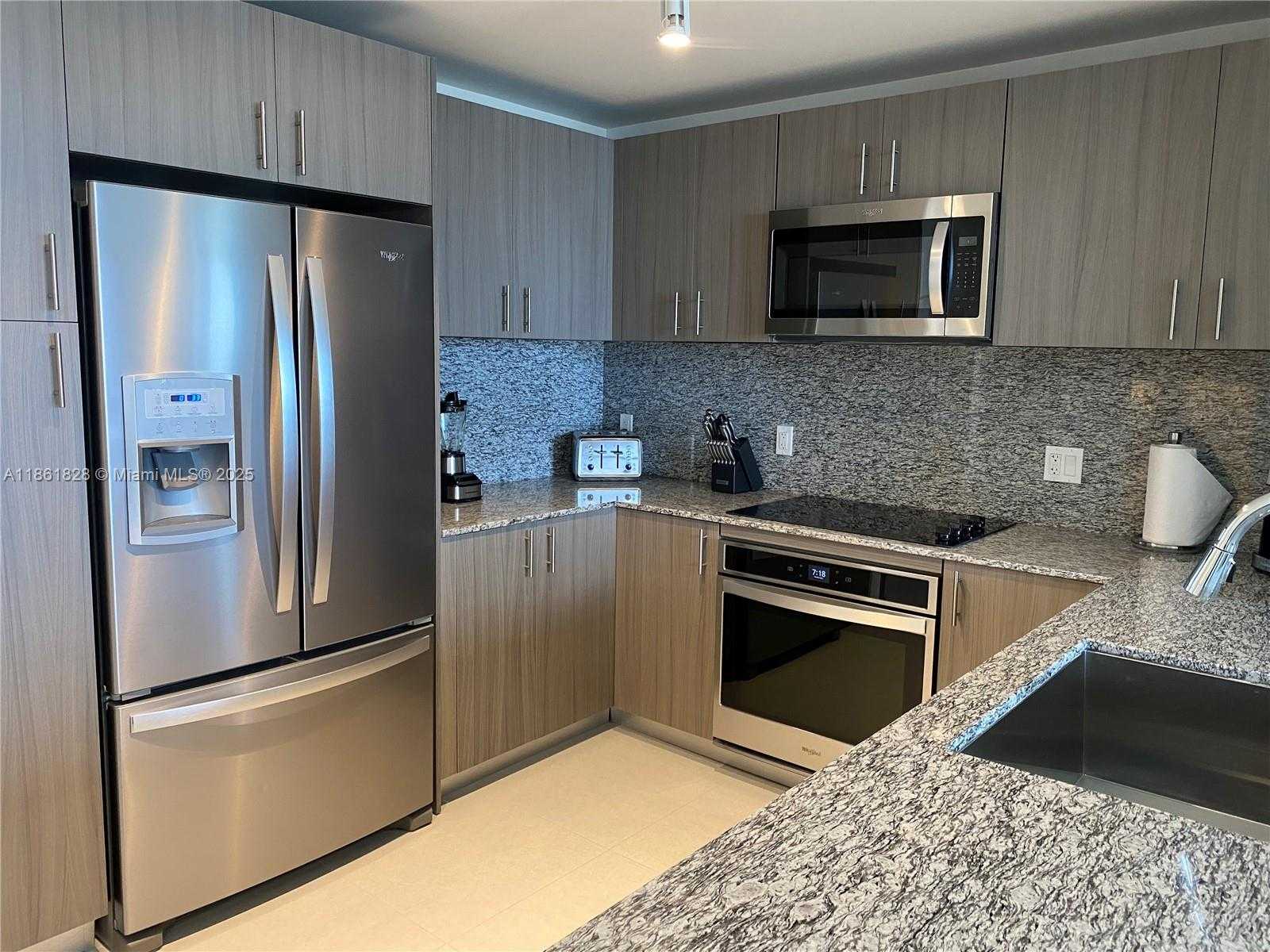 Small Image of 5350 NORTH WEST 84TH AVE #603, Doral Number 3