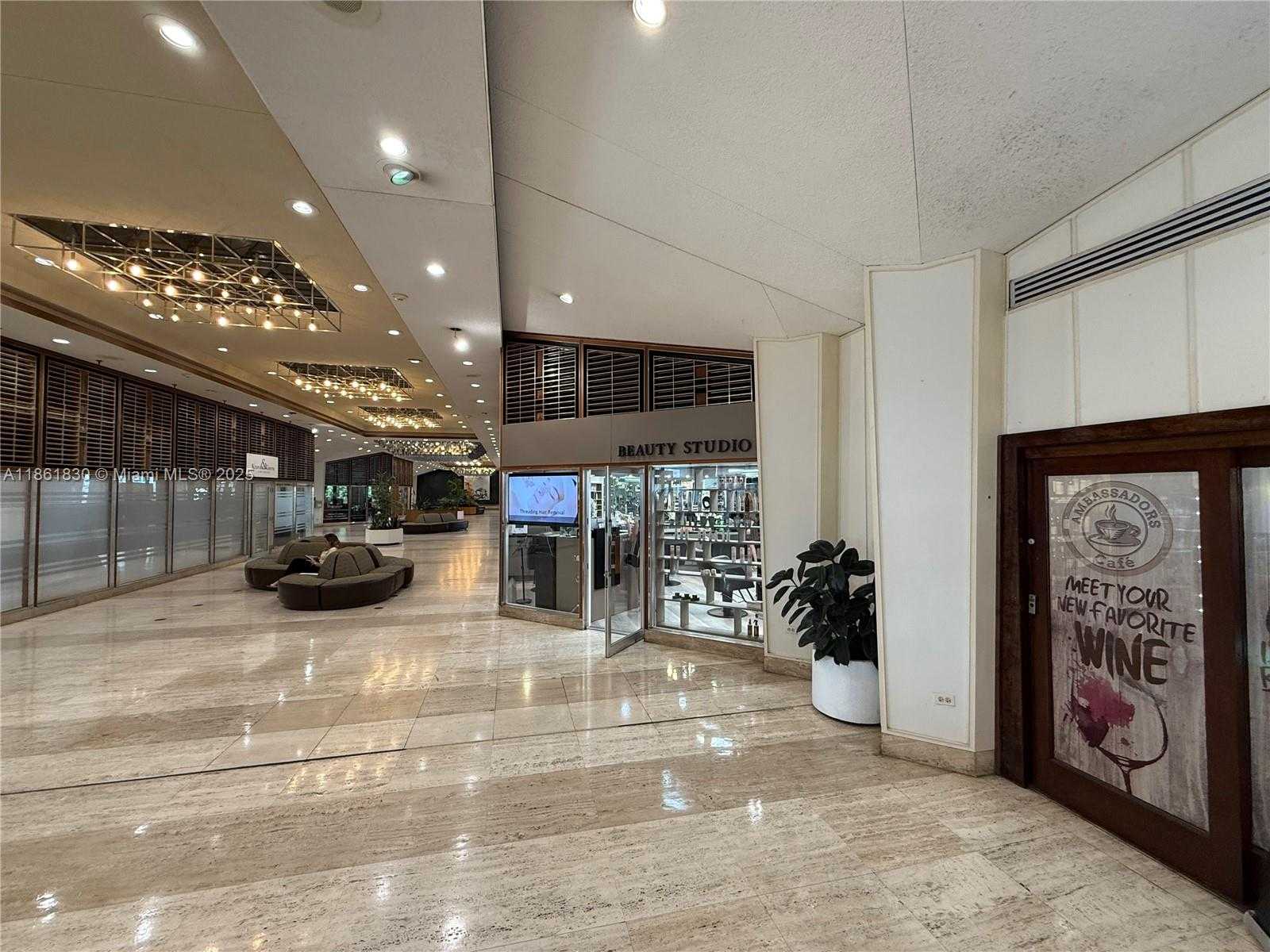 Small Image of 801 BRICKELL BAY DR #2064, Miami Number 5
