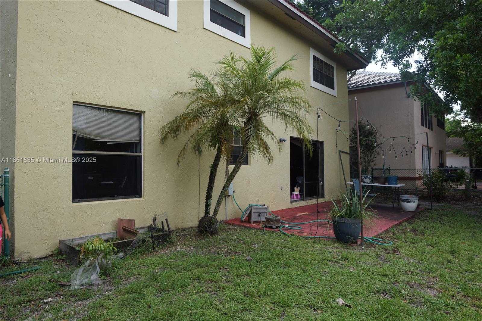 Small Image of 11 SOUTH WEST 94TH TER #2, Plantation Number 22