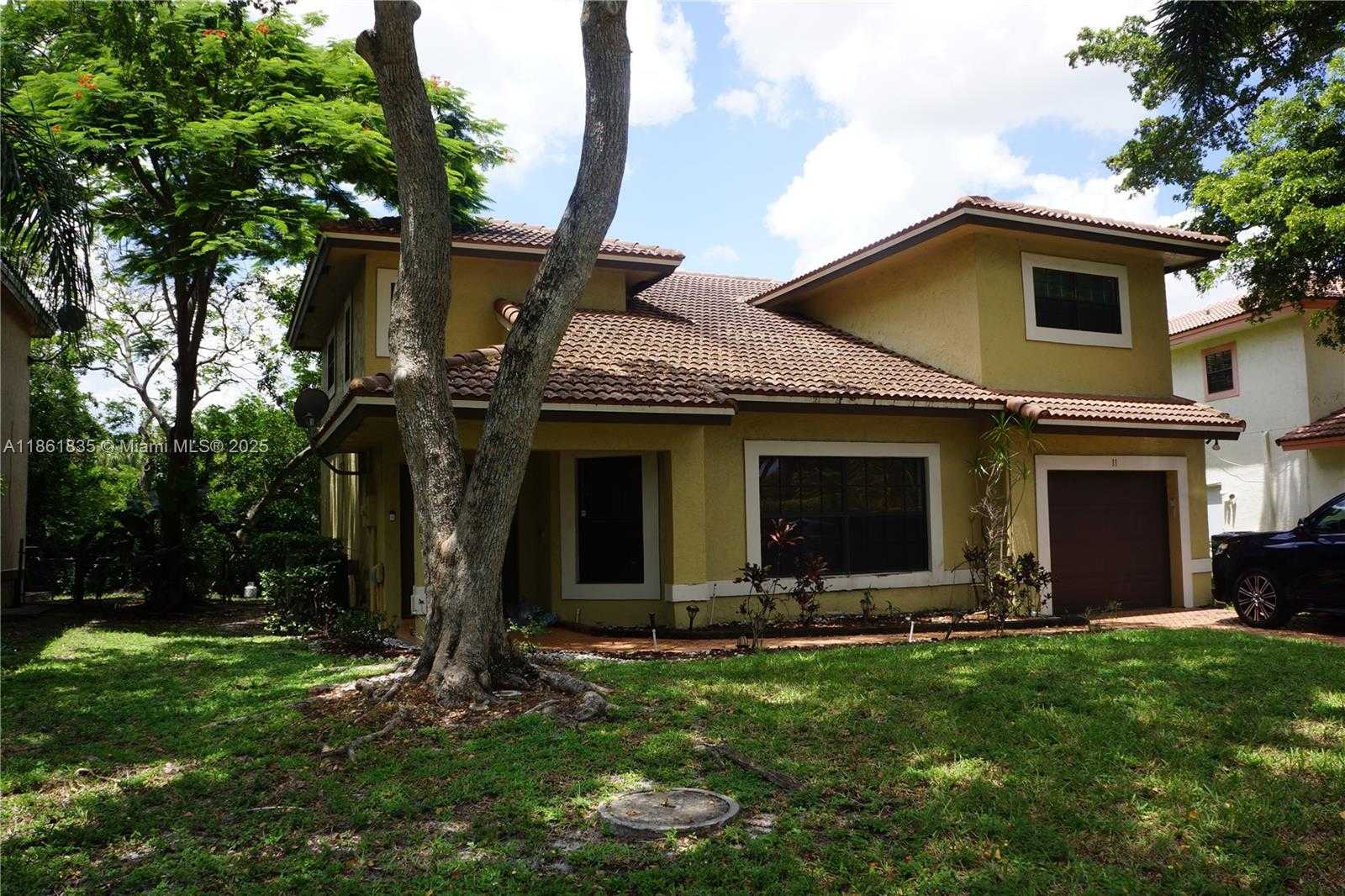 Small Image of 11 SOUTH WEST 94TH TER #2, Plantation Number 5