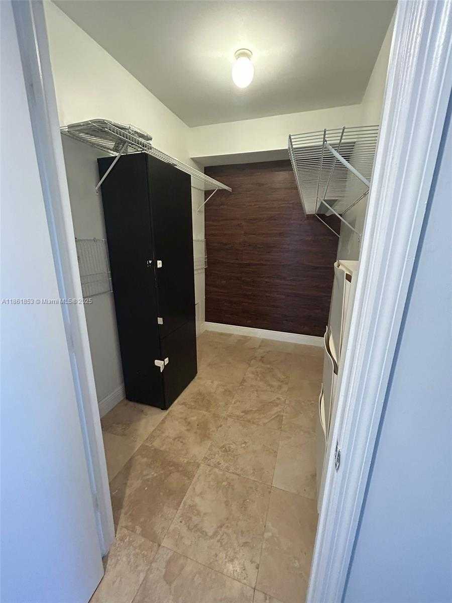 Small Image of 19900 EAST COUNTRY CLUB DR #612, Aventura Number 23