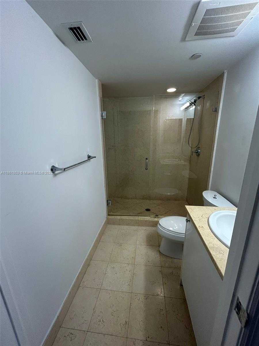 Small Image of 19900 EAST COUNTRY CLUB DR #612, Aventura Number 25