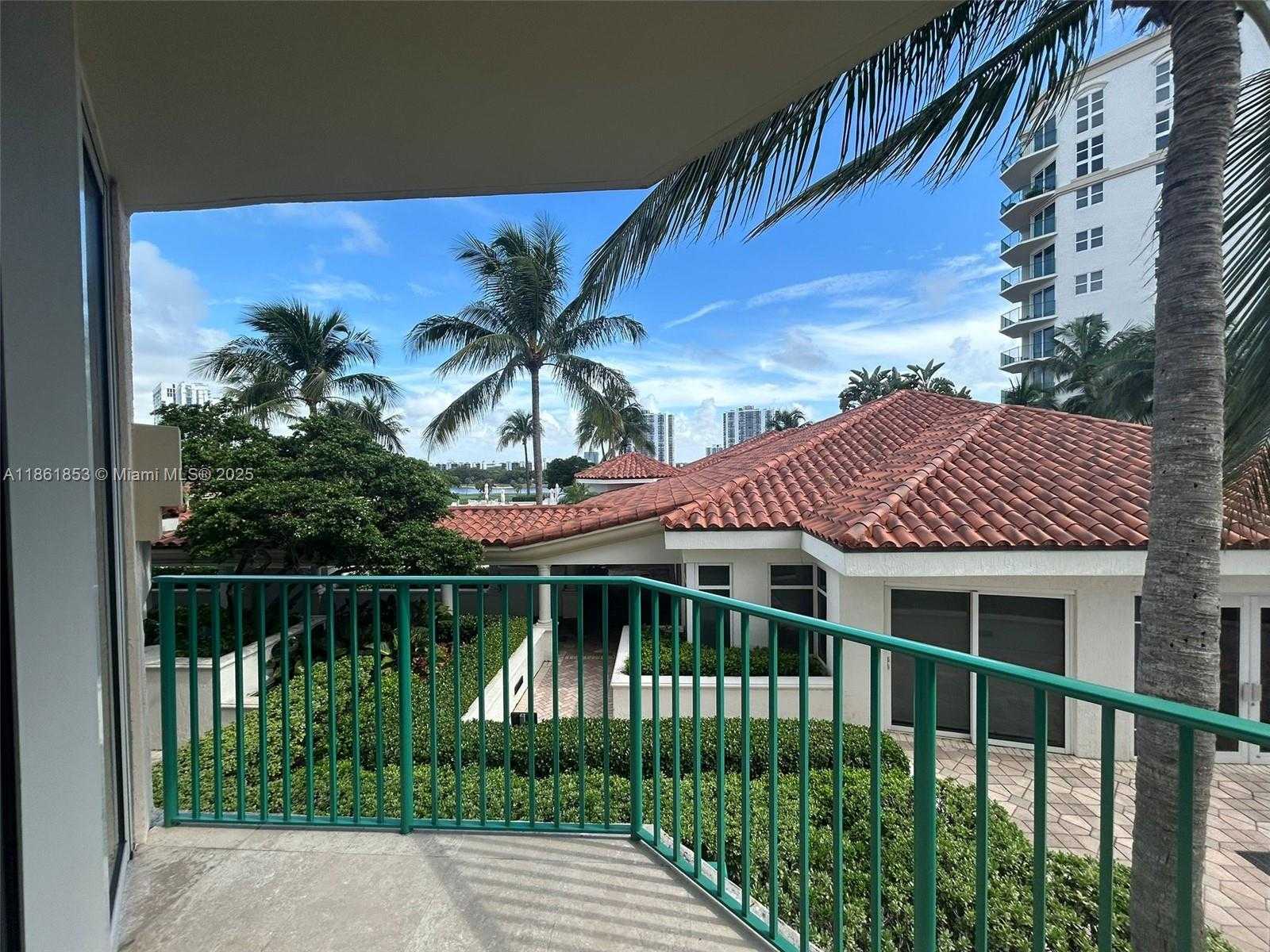 Small Image of 19900 EAST COUNTRY CLUB DR #612, Aventura Number 26