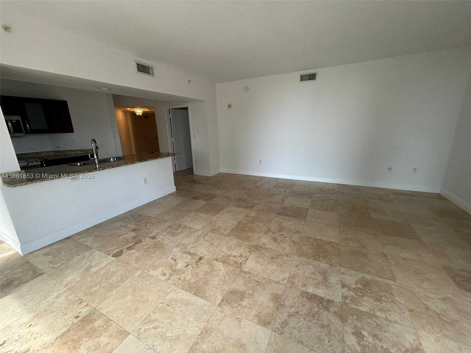 Small Image of 19900 EAST COUNTRY CLUB DR #612, Aventura Number 5
