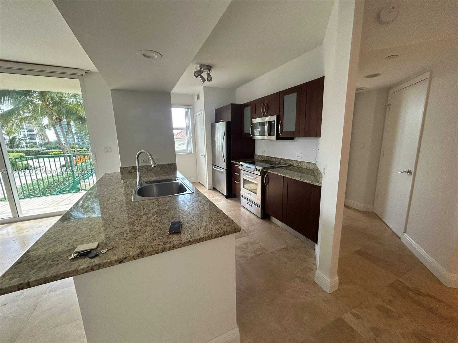 Small Image of 19900 EAST COUNTRY CLUB DR #612, Aventura Number 6