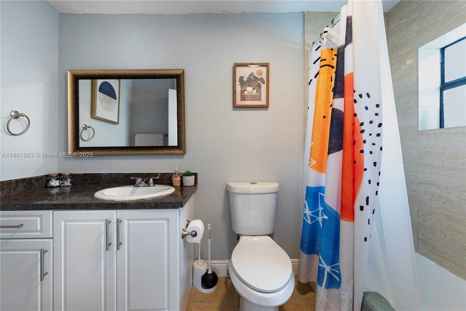 Small Image of 250 NORTH EAST 170TH ST, North Miami Beach Number 15