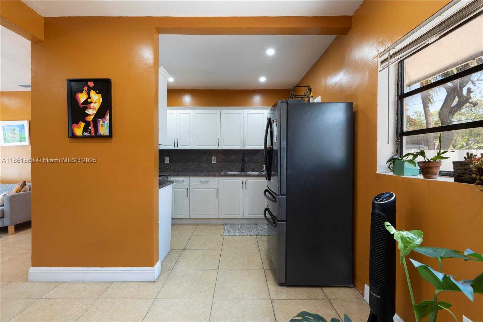 Small Image of 250 NORTH EAST 170TH ST, North Miami Beach Number 6