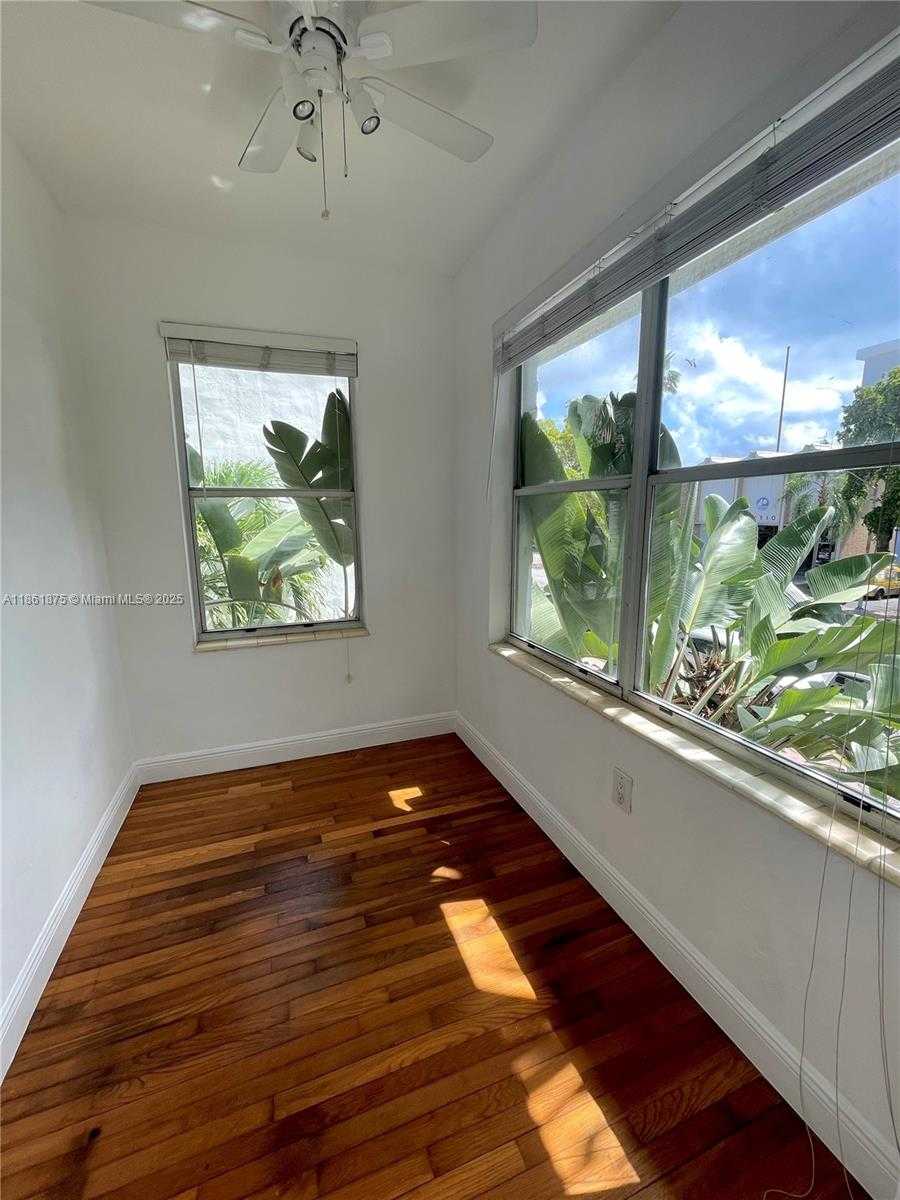 Small Image of 1030 JEFFERSON AVE #6, Miami Beach Number 4