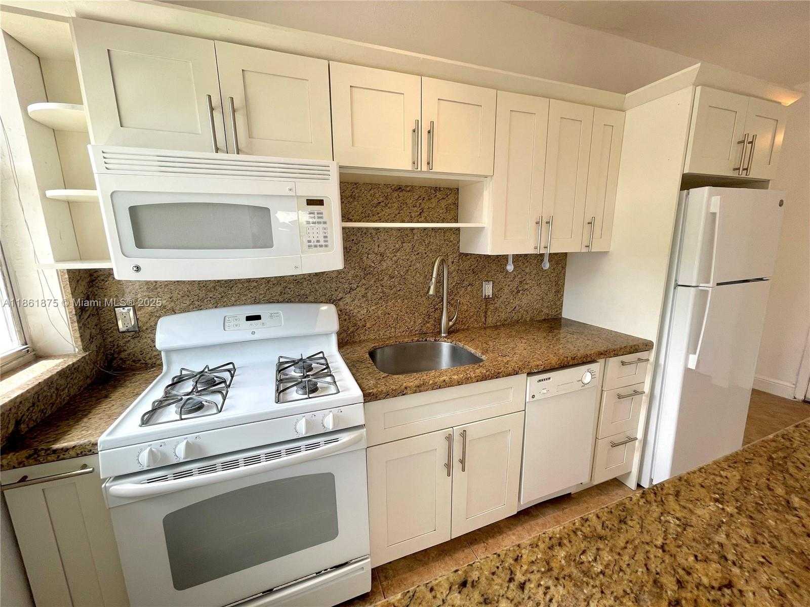 Small Image of 1030 JEFFERSON AVE #6, Miami Beach Number 7