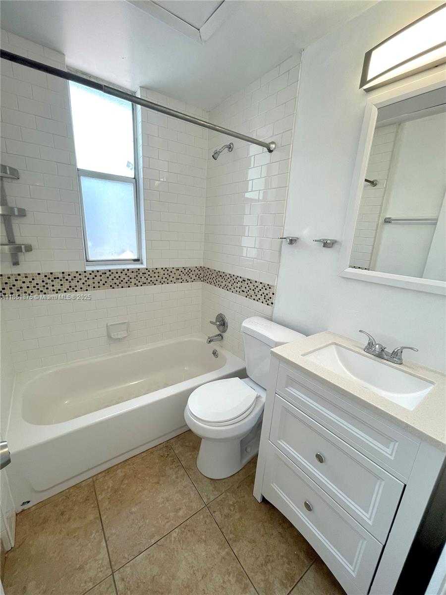 Small Image of 1030 JEFFERSON AVE #6, Miami Beach Number 8