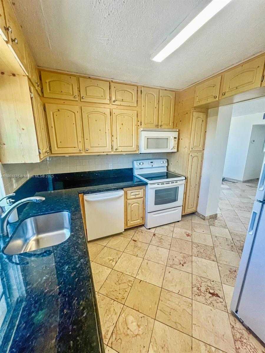 Small Image of 2025 NORTH EAST 164TH ST #716, North Miami Beach Number 2
